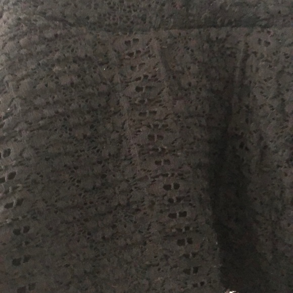 Chic Top - Picture 2 of 3